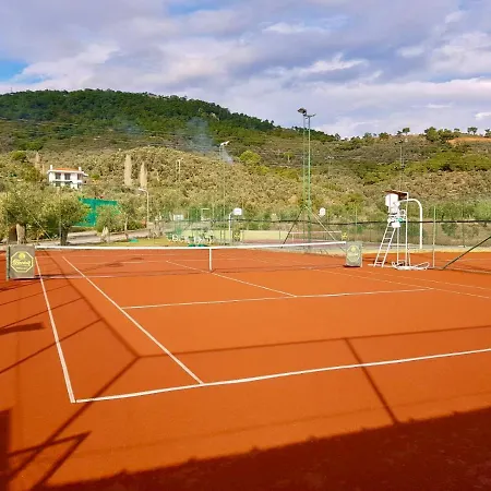 Club Afrodit 3* Altınoluk