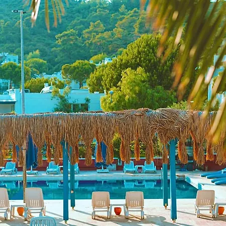 Resort Club Afrodit 3*