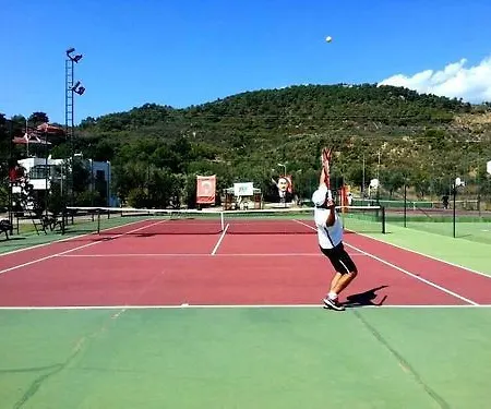 Resort Club Afrodit 3*